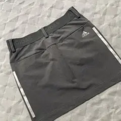 ●アディダス●スカート ゴルフ グレー系 S ウエストゴム スコートのサムネイル