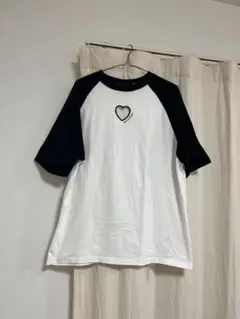 morph8ne ハートカットアウト ラグランTシャツ