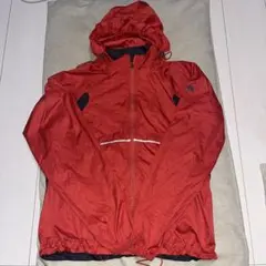 白*猫様 あ*ー様 NIKE ACG マウンテンパーカー　ナイロン