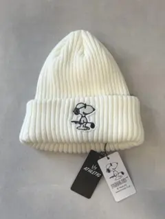 AT HLETIG ゴルフ ニット帽子 スヌーピー 新品タグ付き
