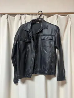 黒 レザージャケット