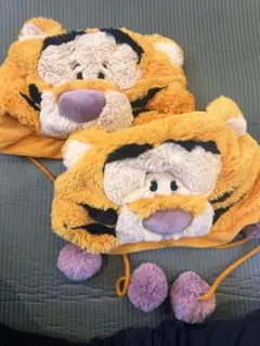 ティガーフード付き帽子 ポンポン付き(2個セット)