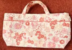 お値下げしました【Laura Ashley】バッグインバッグのサムネイル