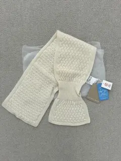 ⭐︎値下げ中【新品未使用】ナチュラルベーシック　カシミヤマフラーのサムネイル