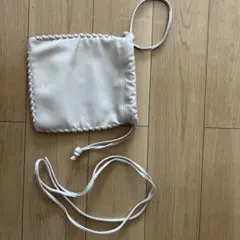 VASIC ショルダーバッグ レザー ホワイトのサムネイル