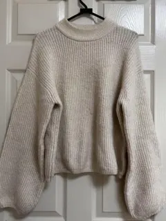 wcloset アイボリー　ニット　ボリューム袖