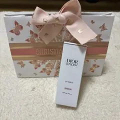 Dior スノーUVシールドトーンアップ50+ (日焼け止め乳液） 30ml