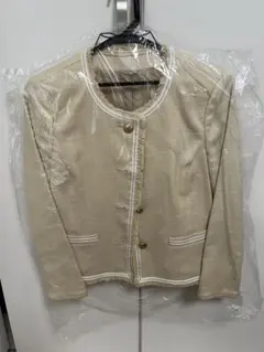 ベージュ ノーカラージャケット フリンジデザインのサムネイル