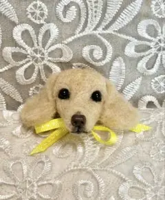 羊毛フェルトミニチュアダックスのブローチ❣️