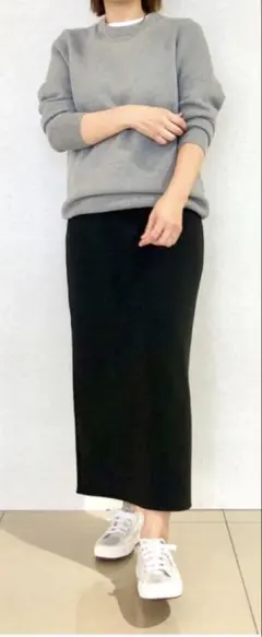 UNIQLO ストレッチダブルフェイスナロースカート　sサイズ　ブラック