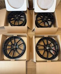 OZ Racing Leggera HLT 19インチ 4本セットのサムネイル