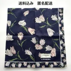 【新品未使用】LANCEL ランセル　花柄 ネイビー ハンカチ　約44×45cmのサムネイル