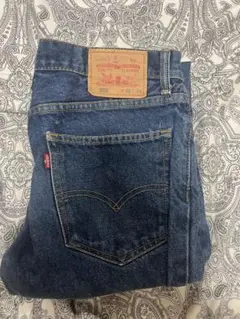 Levi's 505 ダークブルー ストレートデニム 32-34ダメージ加工あり