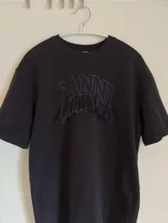 GANNI フリンジロゴ Tシャツ ブラックのサムネイル