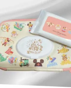 新品✨ディズニーリゾート ポーチ ウェットティッシュケース 写真他おまけ付き