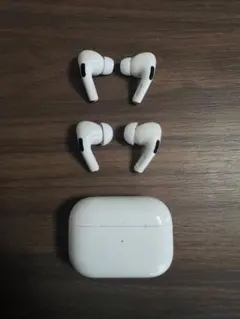 ジャンク品 Apple AirPods Pro 第一世代 - メルカリ