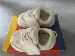 new-b FIRST New Balance ホワイトスニーカー