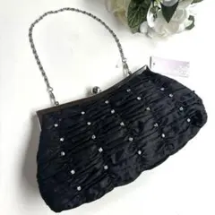 【新品•タグ付き】パーティ用バッグ•キラキラビジュー付き黒ブラック•チェーン2種
