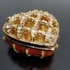 Item thumbnail for item 5221fcd2-18b8-4624-836b-0971bcf019b7