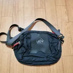 ブラックナイロンショルダーバッグ