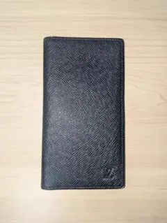 ルイ・ヴィトン 長財布 レザー 黒（ジャンク扱い）