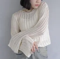 cheriella メッシュ風ルーズニット　ショート丈トップスのサムネイル