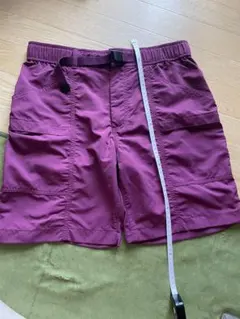 ユニクロ　ナイロンギアショートパンツのサムネイル