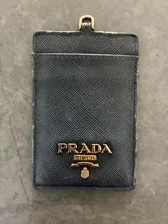 PRADAサフィアーノ　レザーパスケース