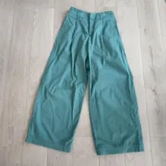 限定セール　ユニクロ　ワイドパンツ