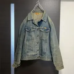 Item thumbnail for item ecc2322f-fd34-4794-b275-81b7a1932151