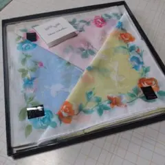 Mario Valentino 花柄ハンカチ 3枚セット