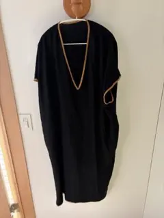 CFTオリジナルブラック Vネック ロングカットソーワンピース