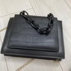 ミニショルダーバッグ　チェーン