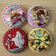 ディズニー刺繍缶バッチ 4つセット