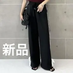 【AUBREY】サイドラインラメパンツ - FREE / ブラック　新品未使用 AUBREY】サイドラインラメパンツ - FREE / ブラック 新品未使用