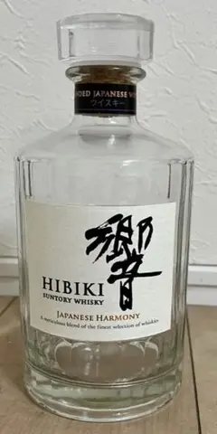 最終お値下げ！響ウイスキー 空ボトル 2025年最新】響 空ボトルの人気アイテム - メルカリ
