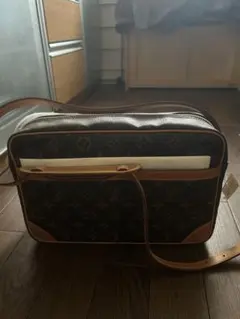 LOUIS VUITTON モノグラム ショルダーバッグ