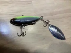 Item thumbnail for item fd96c9d0-93aa-4150-9f7f-d64b43ba27f4