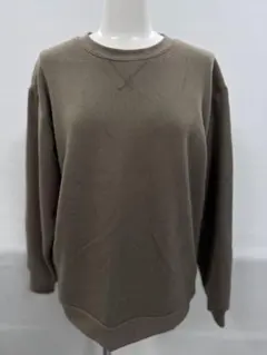 オリーブグリーン クルーネック トレーナー