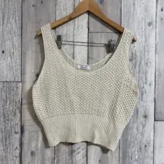 鍵編み　タンクトップ