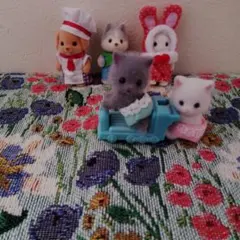 シルバニアファミリー 人形4体と乗り物セット