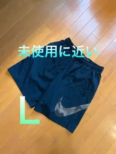 【未使用に近い】NIKEハーフパンツのサムネイル
