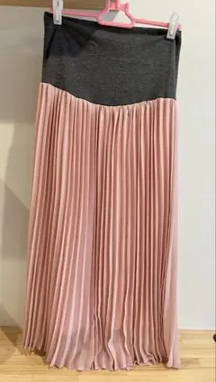 マタニティ　プリーツスカート