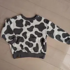 DAISUKI WEAR 牛柄トレーナー