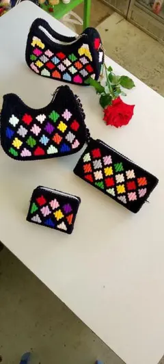 カラフルダイヤモンドパターン編み物 3個セット