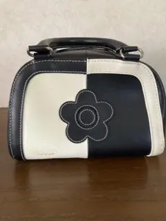 MARY QUANT 花柄バッグ 黒白