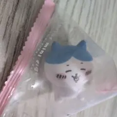ちいかわ インテリアミニフィギュア 　ハチワレ