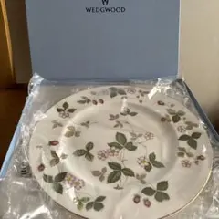 WEDGWOOD Wild Strawberry プレート 皿のサムネイル