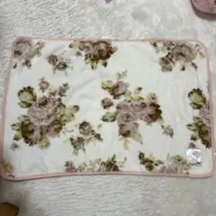 リズメロᰔ花柄フリースブランケット