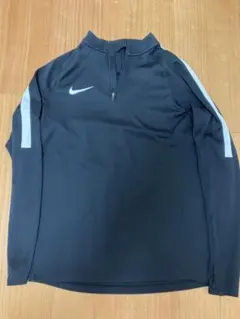 NIKE ハーフジップジャージ　L